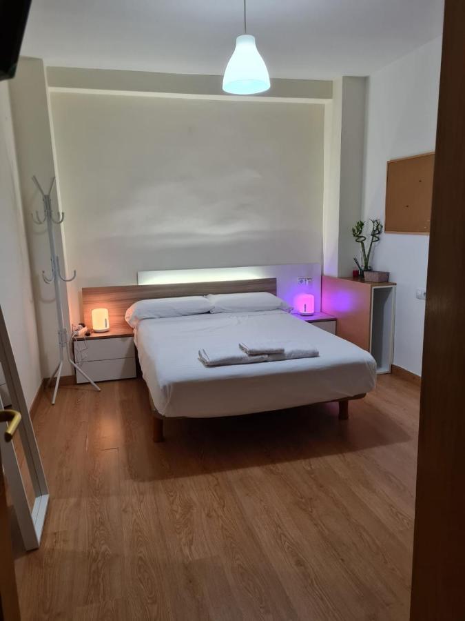 Habitacion Con Bano Privado- En Casa Familiar Beatriz 발렌시아 외부 사진